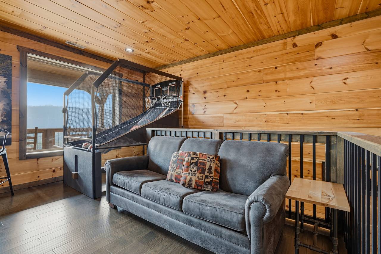 <span class="name">Bonus game room w/ sleeper sofa on the upper level</span> <span class="name">Bonus game room w/ sleeper sofa on the upper level</span>