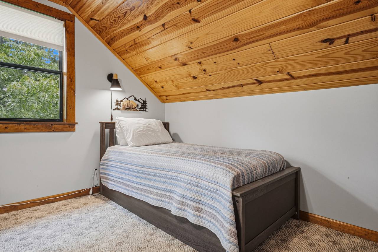 Twin trundle beds provide flexible sleeping space Twin trundle beds provide flexible sleeping space