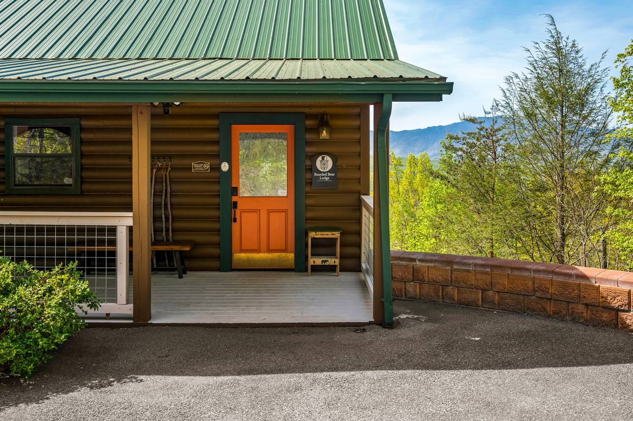 Zero-step entry makes arrival easy and convenient Zero-step entry makes arrival easy and convenient