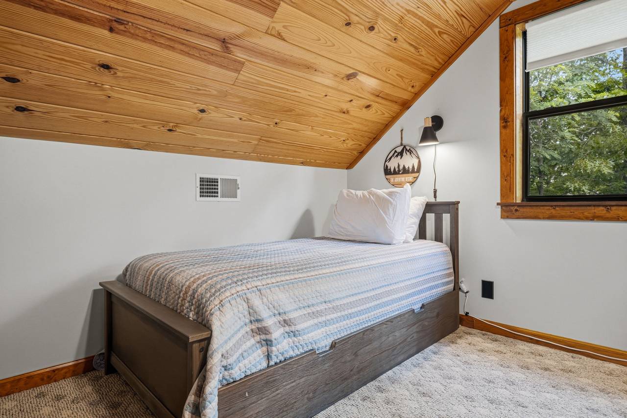 Twin trundle beds provide flexible sleeping space Twin trundle beds provide flexible sleeping space