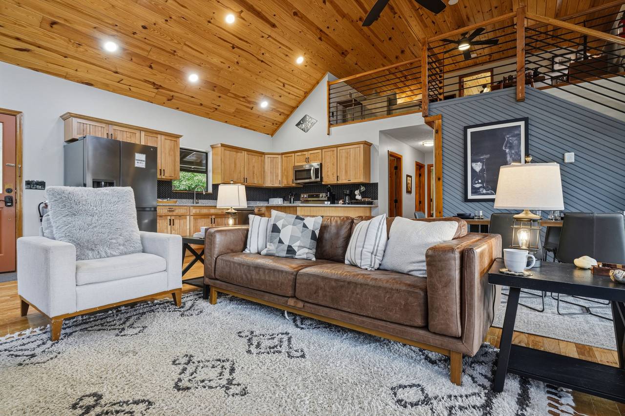 Cozy living room with fireplace and Smart TV Cozy living room with fireplace and Smart TV