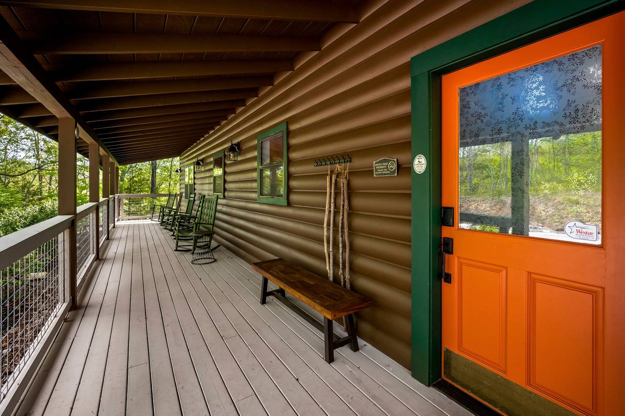 Welcome to Bearded Bear Lodge, Offered by Bear Tracts Welcome to Bearded Bear Lodge, Offered by Bear Tracts