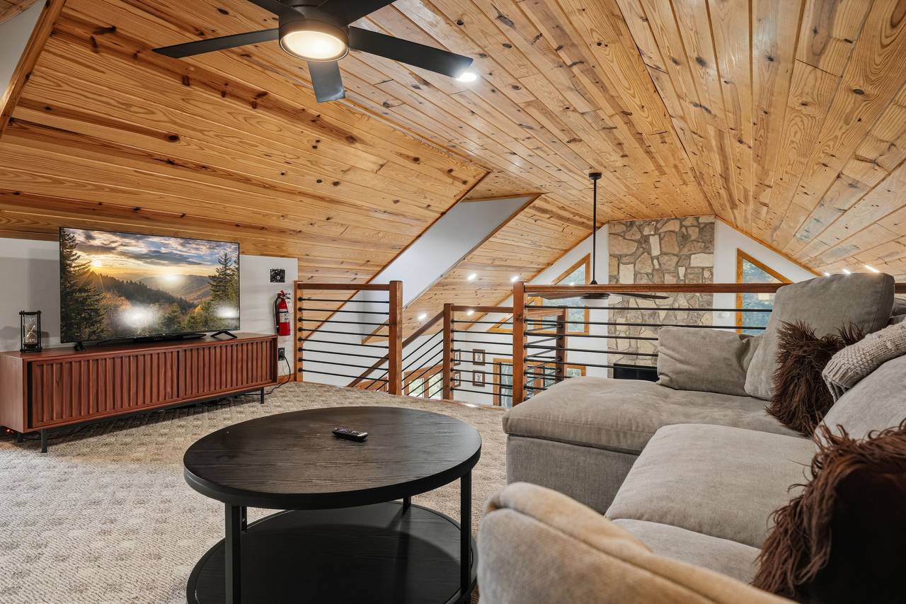 Loft sleeping area with queen sleeper sofa Loft sleeping area with queen sleeper sofa