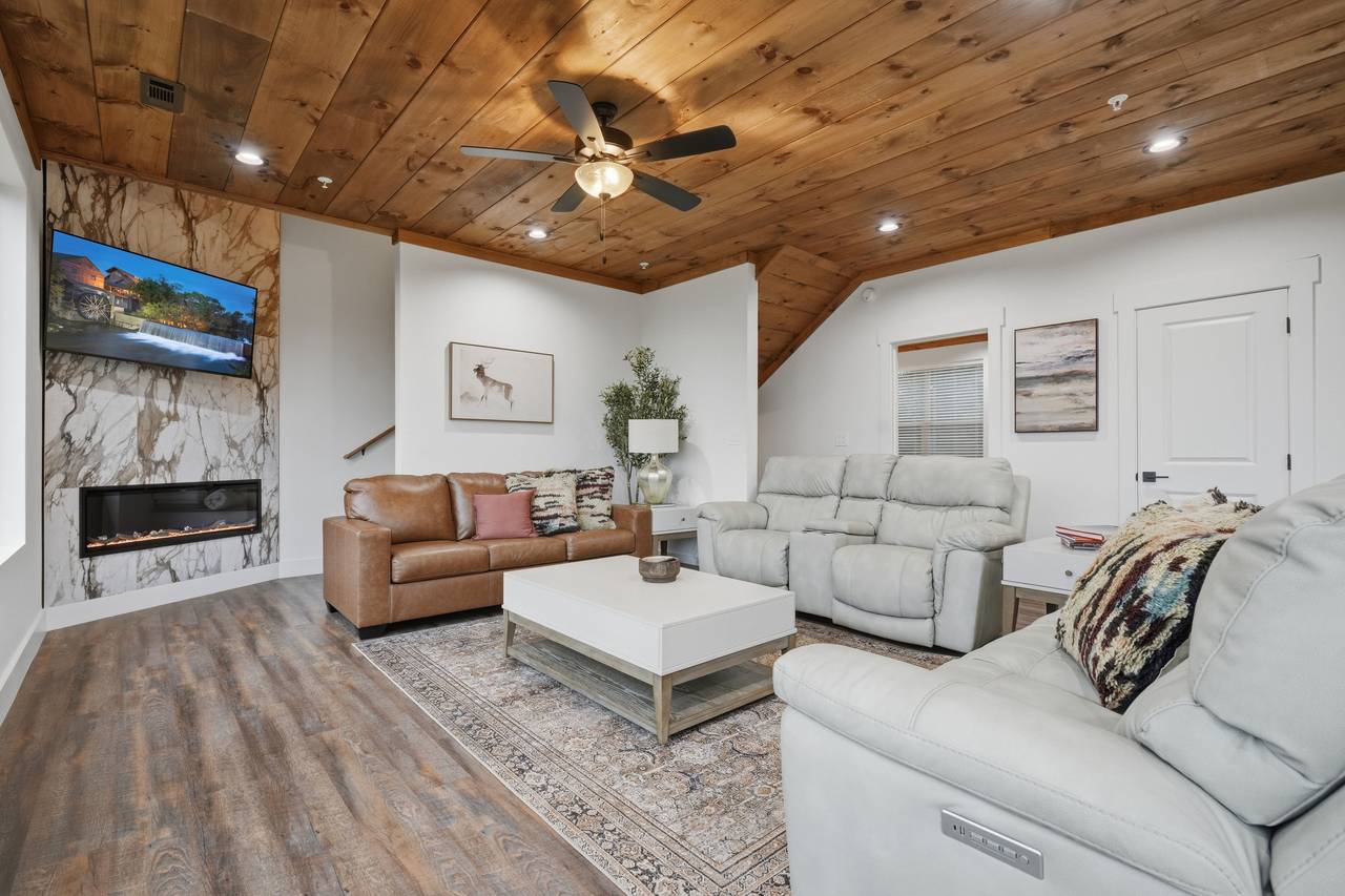 Living room sleeper sofa adds extra sleeping space Living room sleeper sofa adds extra sleeping space