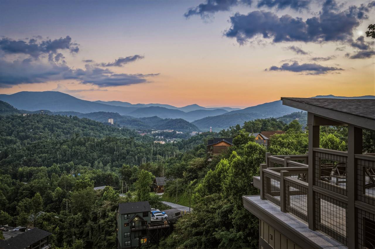 Sweeping Smoky Mountain views from Starlight Splash Sweeping Smoky Mountain views from Starlight Splash