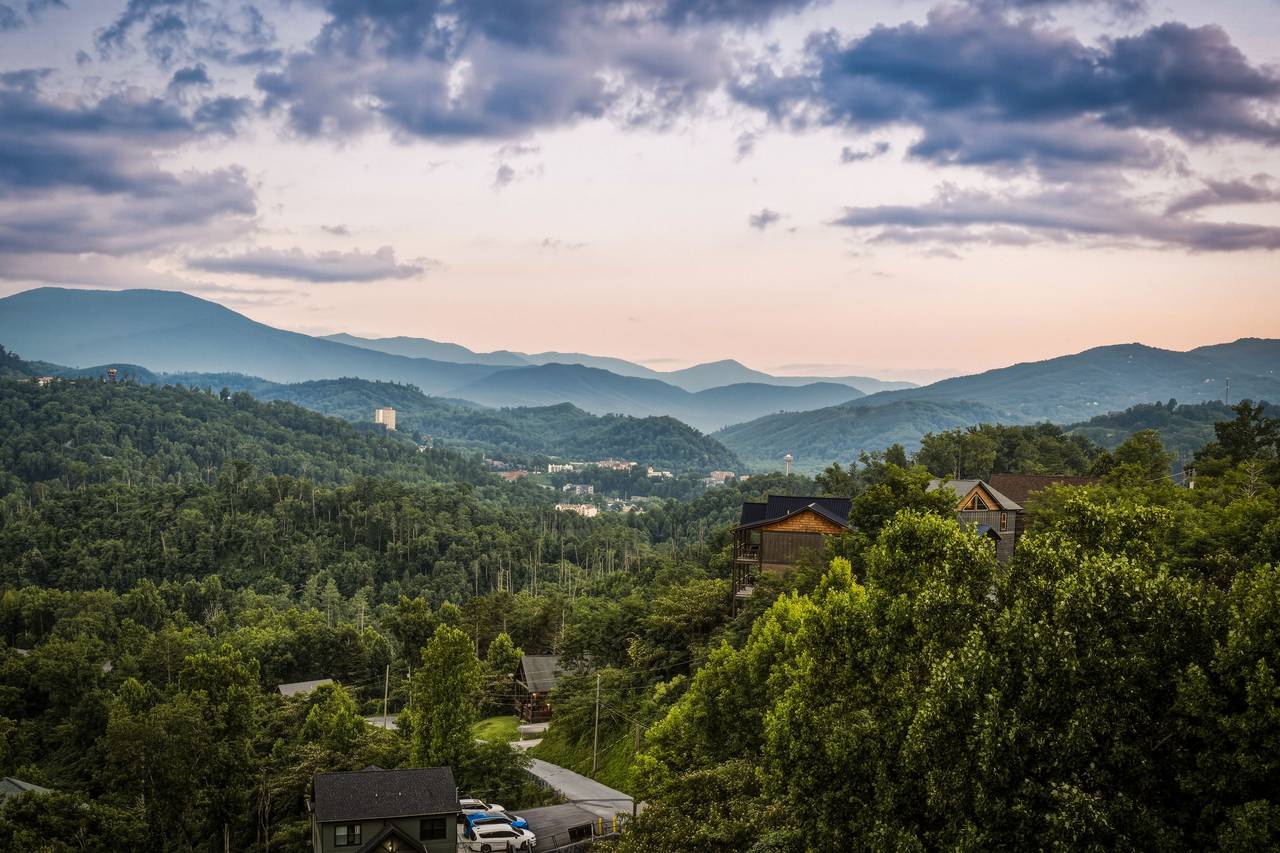 Sweeping Smoky Mountain views from Starlight Splash Sweeping Smoky Mountain views from Starlight Splash
