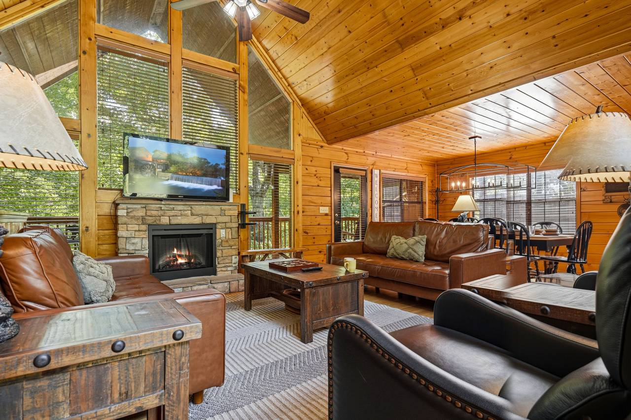Cozy Living Room With Fireplace & Smart TV Cozy Living Room With Fireplace & Smart TV