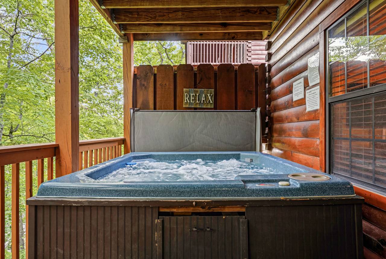 Relax In The Private Hot Tub Under The Stars Relax In The Private Hot Tub Under The Stars