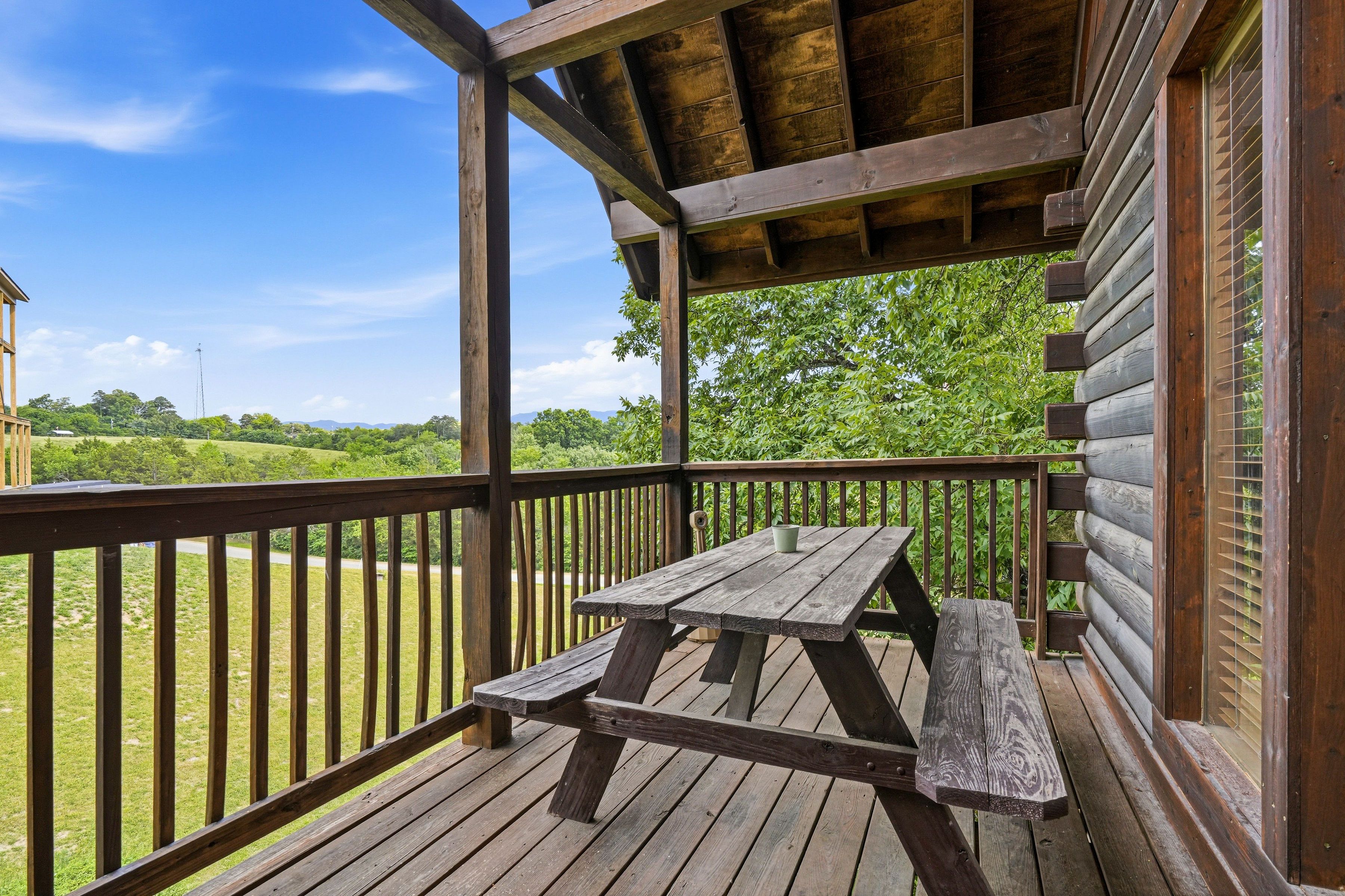 Peaceful outdoor space for group and family meals