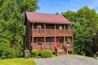 Welcome to Mountain Pool Lodge, offered by Bear Tracts Welcome to Mountain Pool Lodge, offered by Bear Tracts