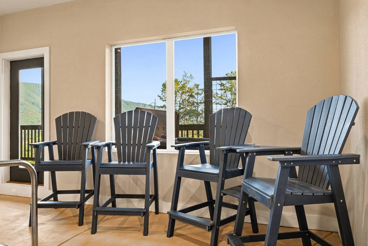 <span class="name">Indoor pool area perfect for all-season fun</span> <span class="name">Indoor pool area perfect for all-season fun</span>