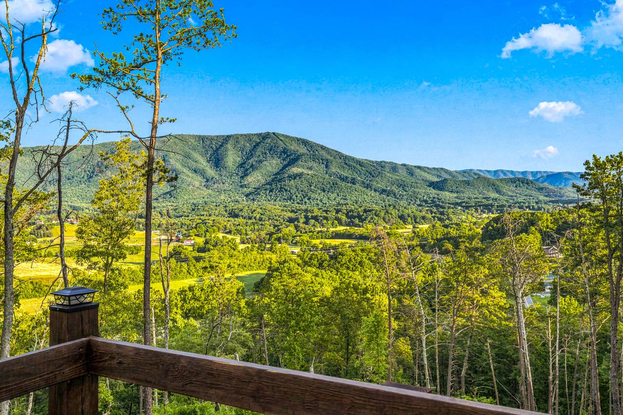 <span class="name">Relax and take in the beautiful mountain scenery</span> <span class="name">Relax and take in the beautiful mountain scenery</span>