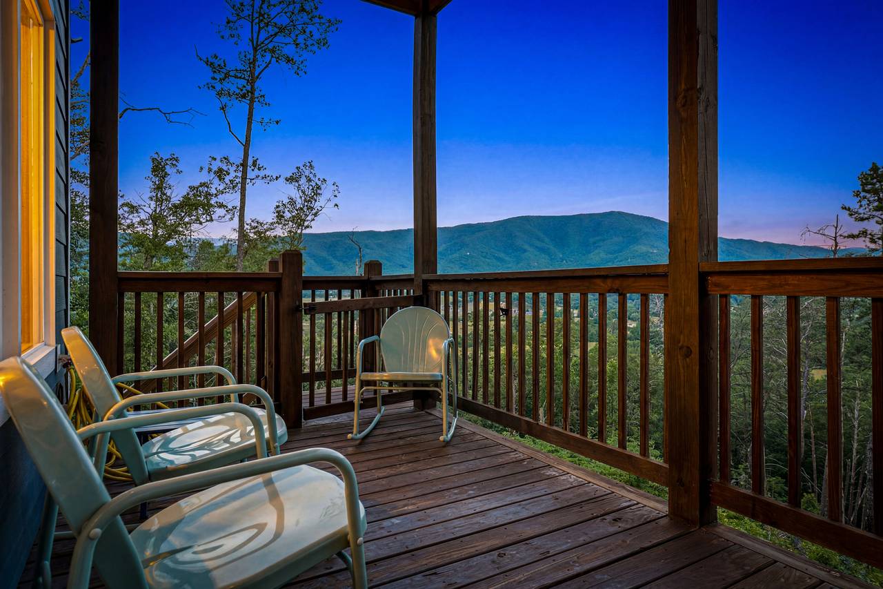<span class="name">Relax and take in the beautiful mountain scenery</span> <span class="name">Relax and take in the beautiful mountain scenery</span>