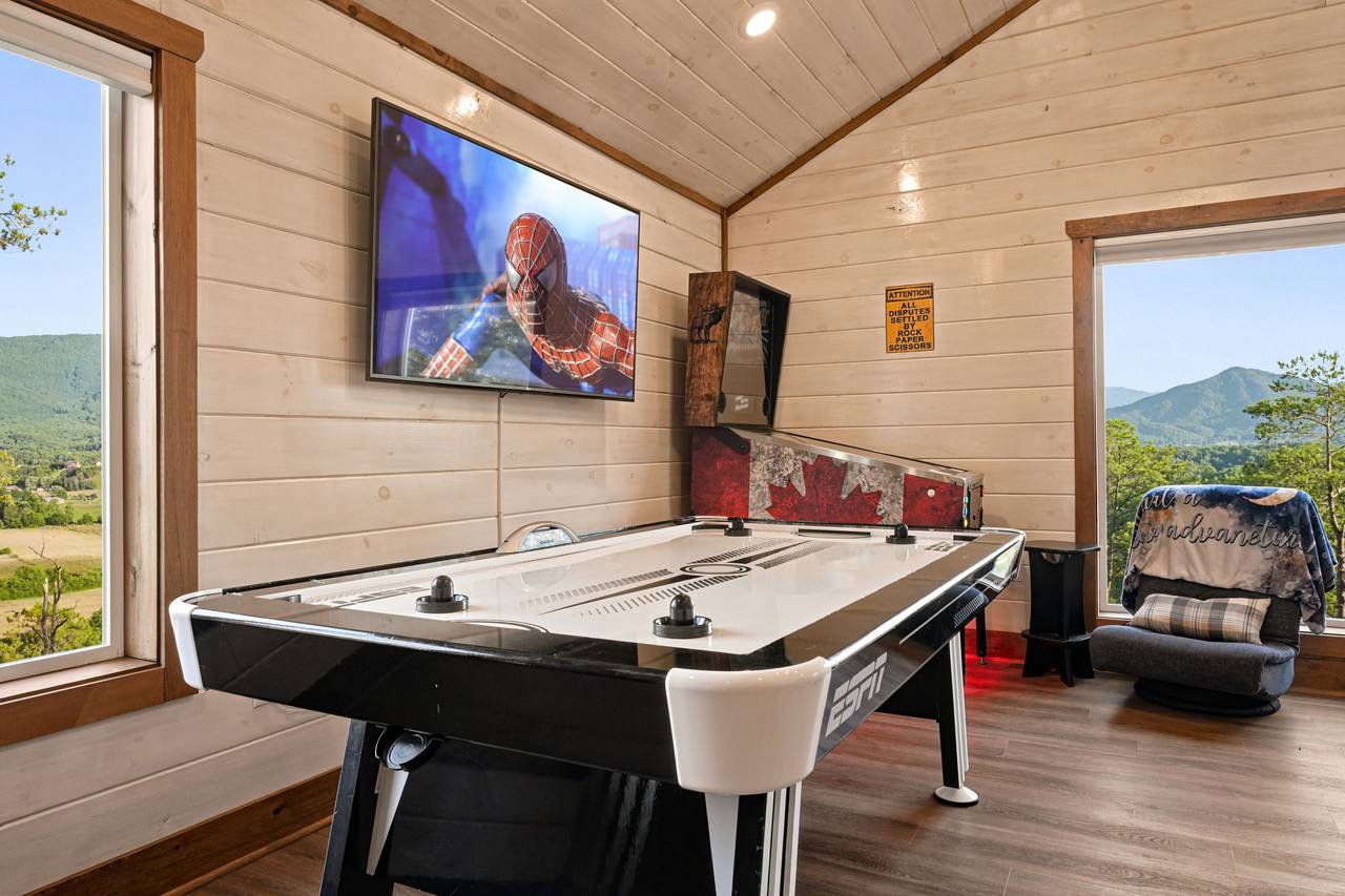 <span class="name">Air hockey and skee ball in the game room</span> <span class="name">Air hockey and skee ball in the game room</span>