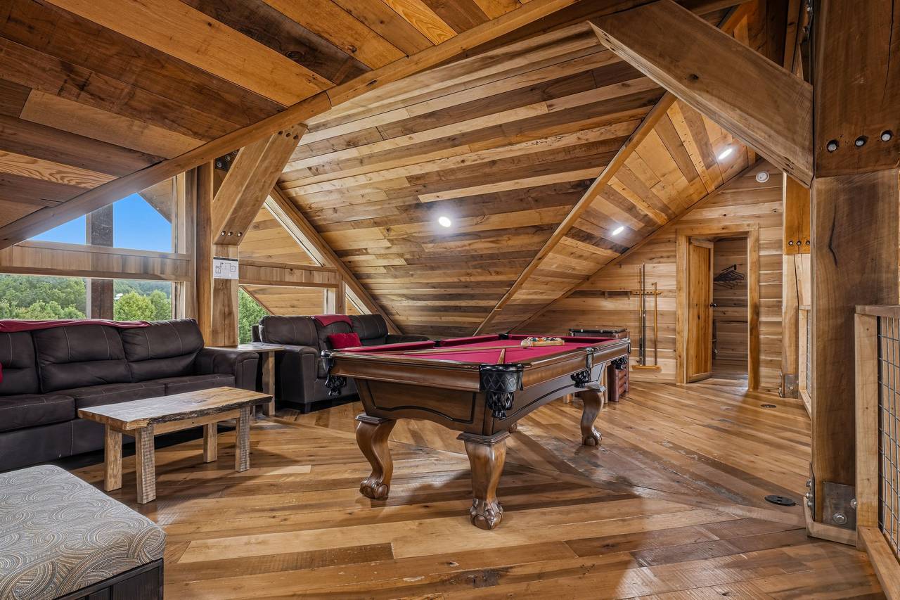 <span class="name">Loft game area with regulation-size pool table</span> <span class="name">Loft game area with regulation-size pool table</span>