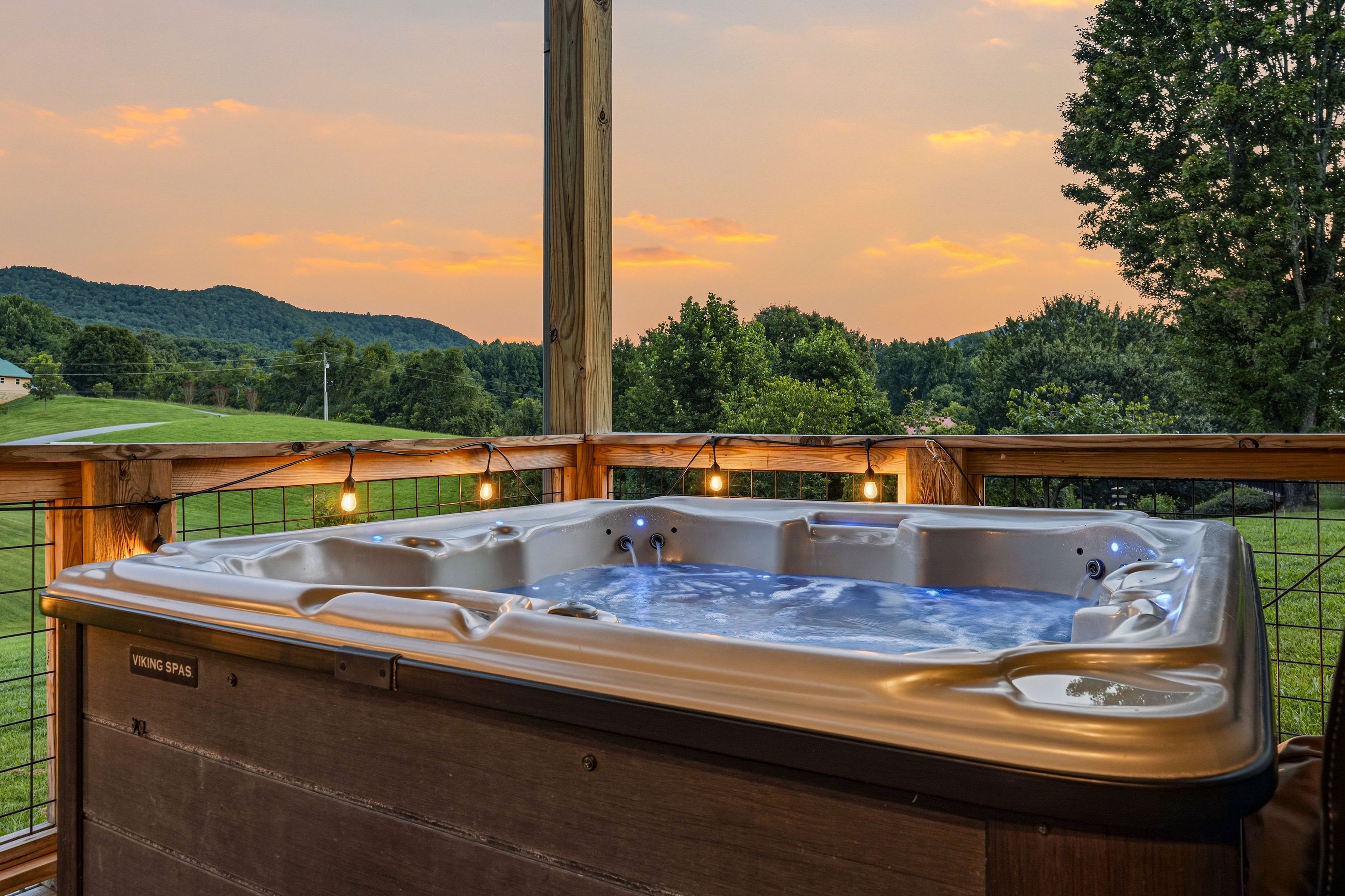 <span class="name">Private hot tub is perfect after a day of exploring</span>