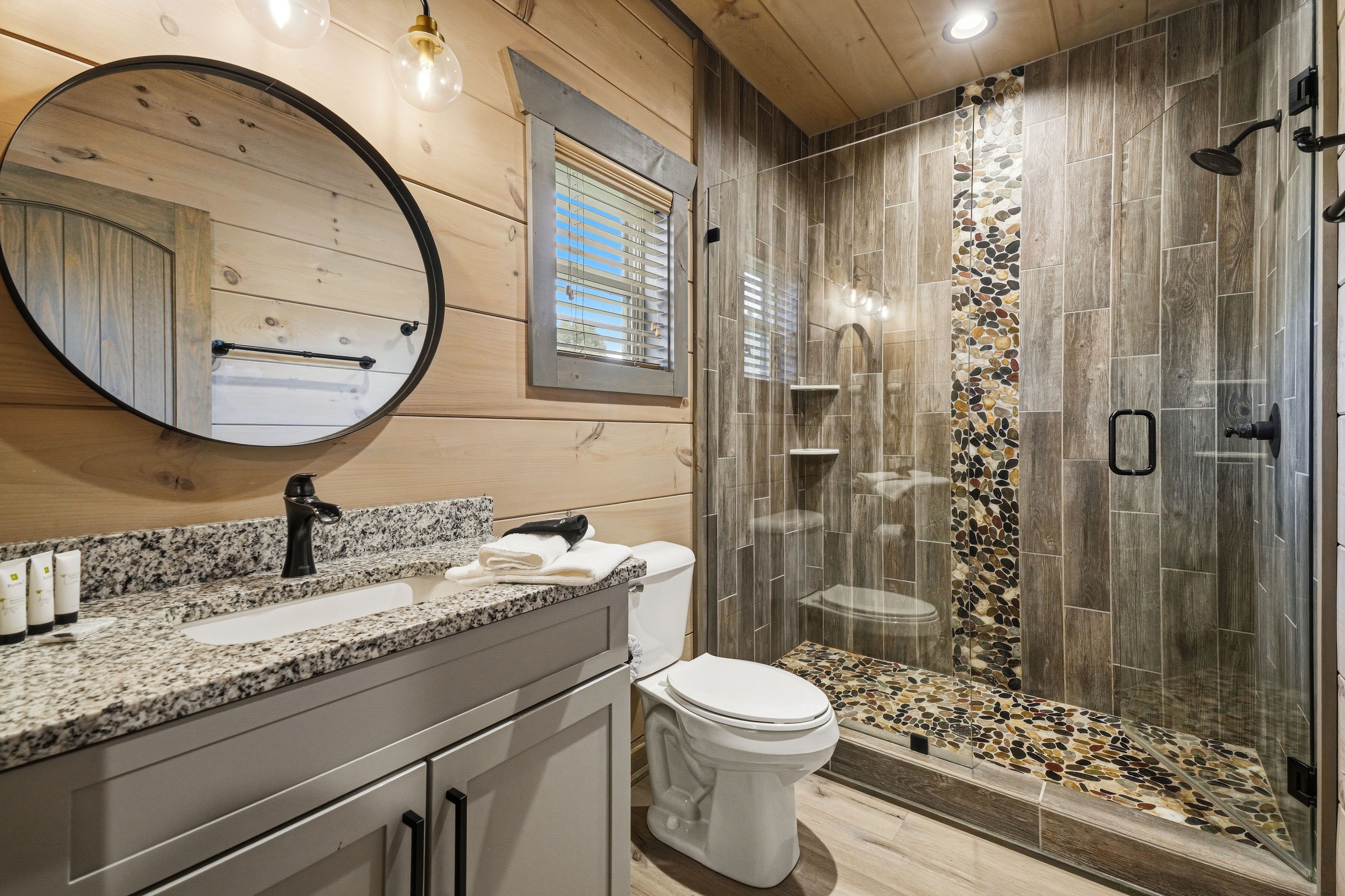 <span class="name">Private ensuite bathroom adds convenience for guests</span>