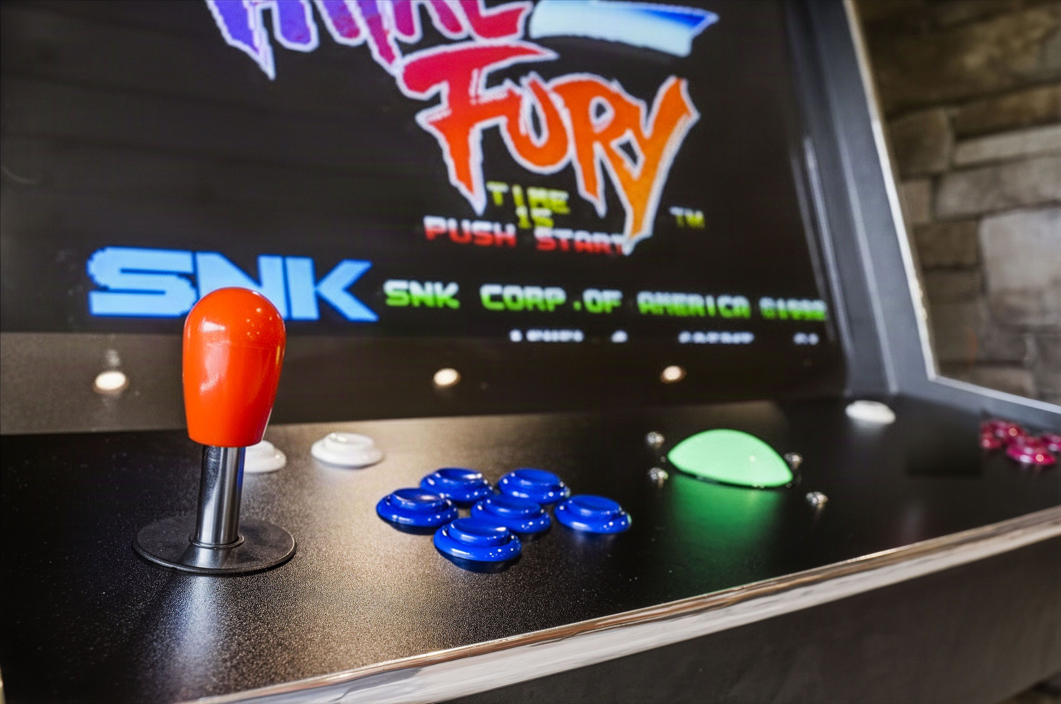 <span class="name">Arcade cabinet provides classic gaming entertainment</span>