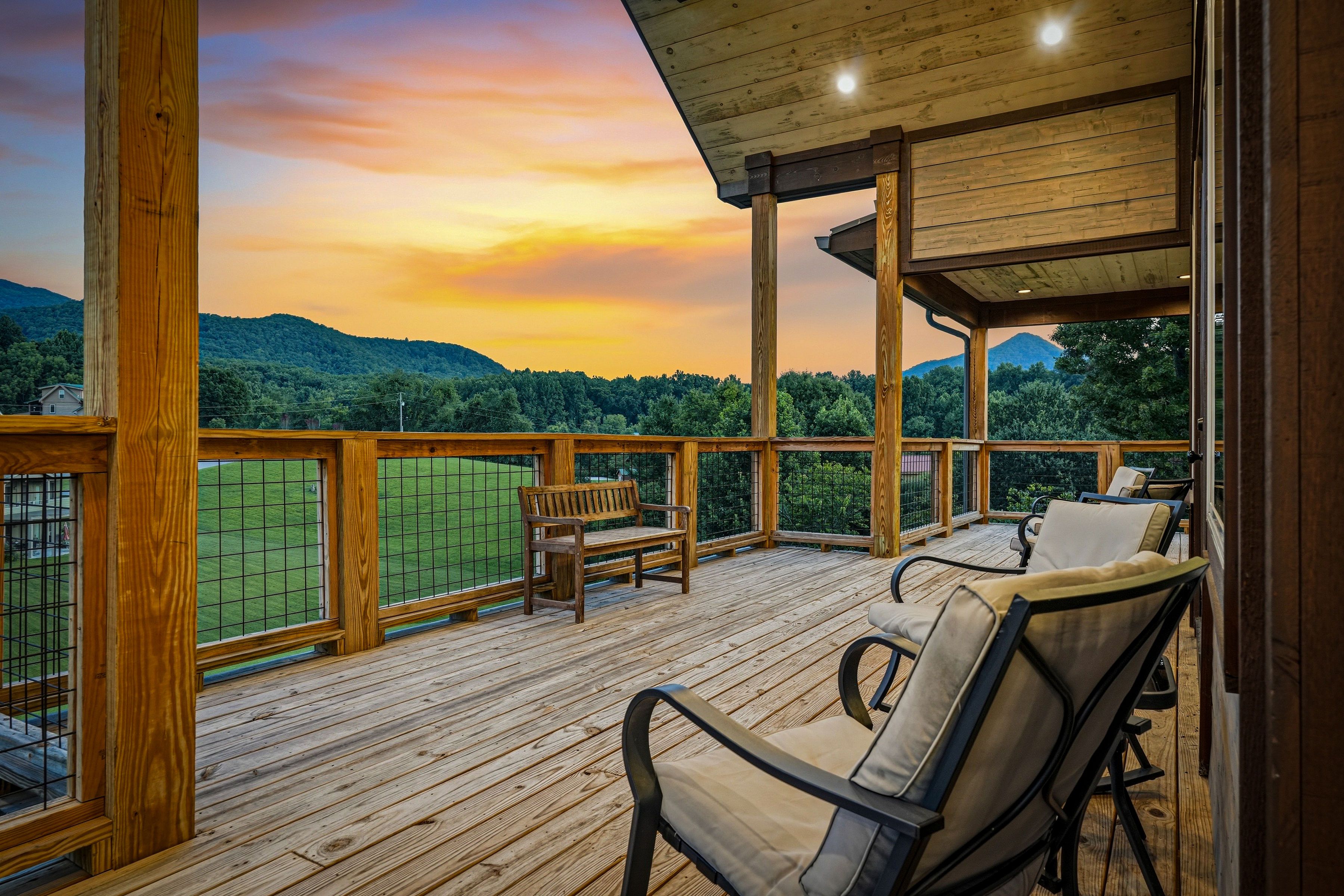 <span class="name">Rocking chairs overlook the beautiful Smoky Mountains</span>