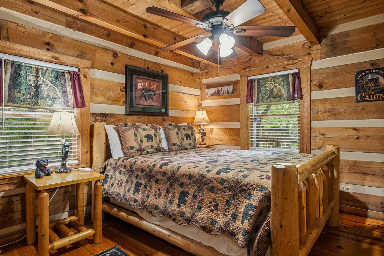 <span class="name">Entry-level bedroom with a comfortable queen bed</span> <span class="name">Entry-level bedroom with a comfortable queen bed</span>