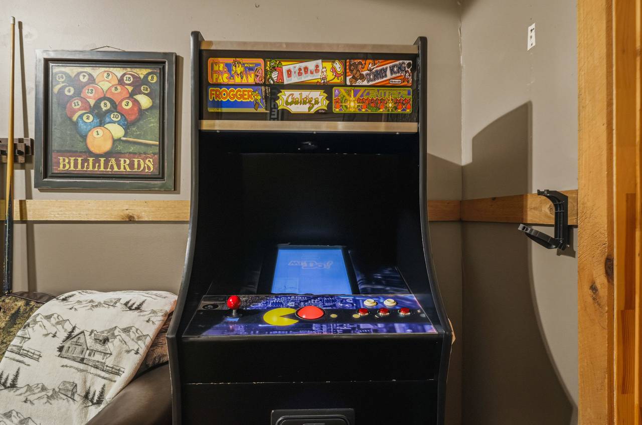 <span class="name">Multicade arcade game offers classic family fun</span> <span class="name">Multicade arcade game offers classic family fun</span>