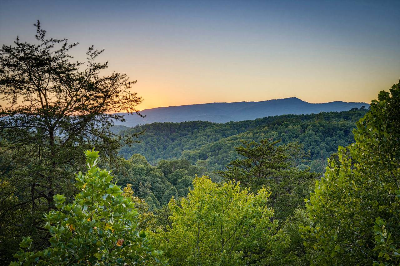<span class="name">Gorgeous Great Smoky Mountain views await at Breath of Heaven</span> <span class="name">Gorgeous Great Smoky Mountain views await at Breath of Heaven</span>