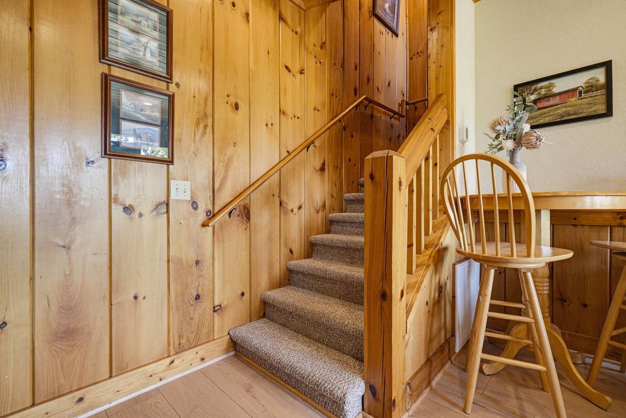 <span class="name">Staircase from lower level den to upper level</span> <span class="name">Staircase from lower level den to upper level</span>
