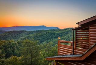 <span class="name">Gorgeous Great Smoky Mountain views await at Breath of Heaven</span> <span class="name">Gorgeous Great Smoky Mountain views await at Breath of Heaven</span>