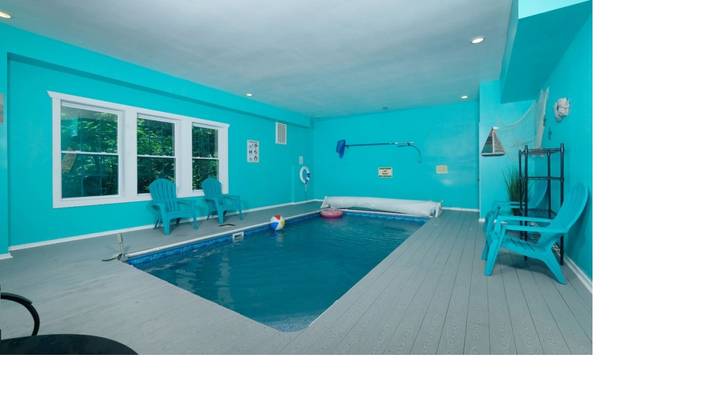 <span class="name">Exterior</span> <span class="name">Exterior</span>