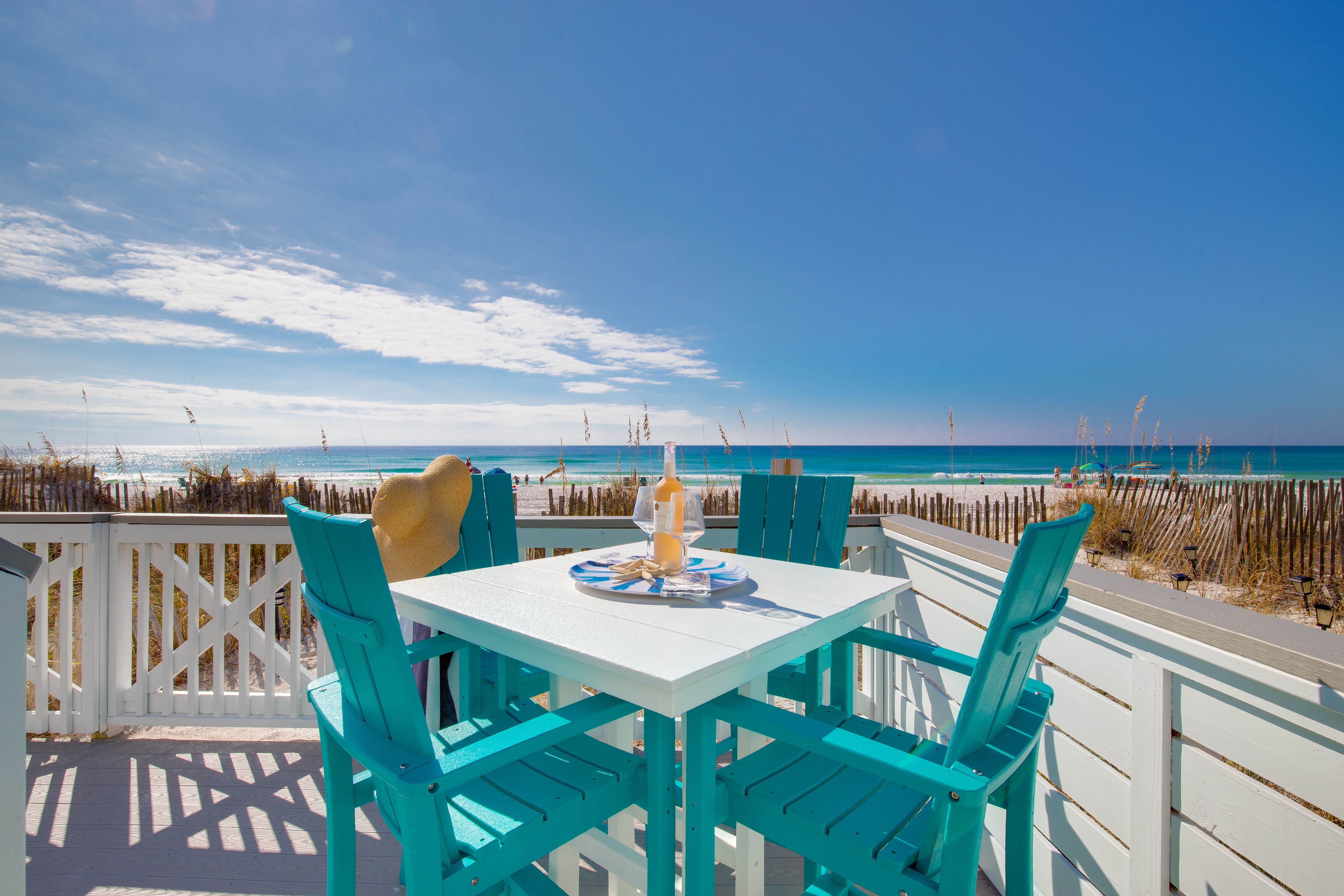 "White Sands"Destin Beachfront Townhome Beyond Blue Vacations