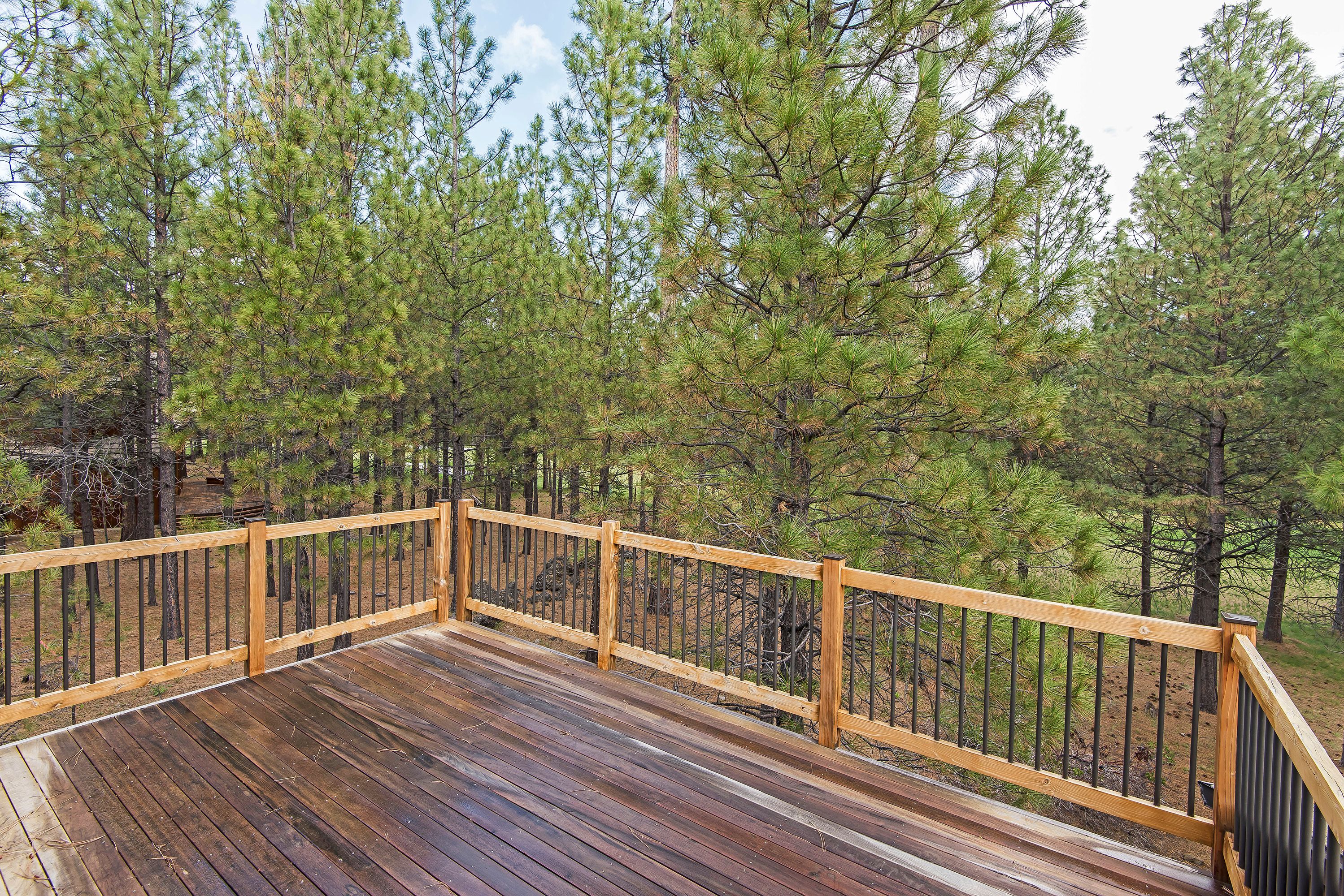 Glaze Meadow 405 Black Butte Realty Group