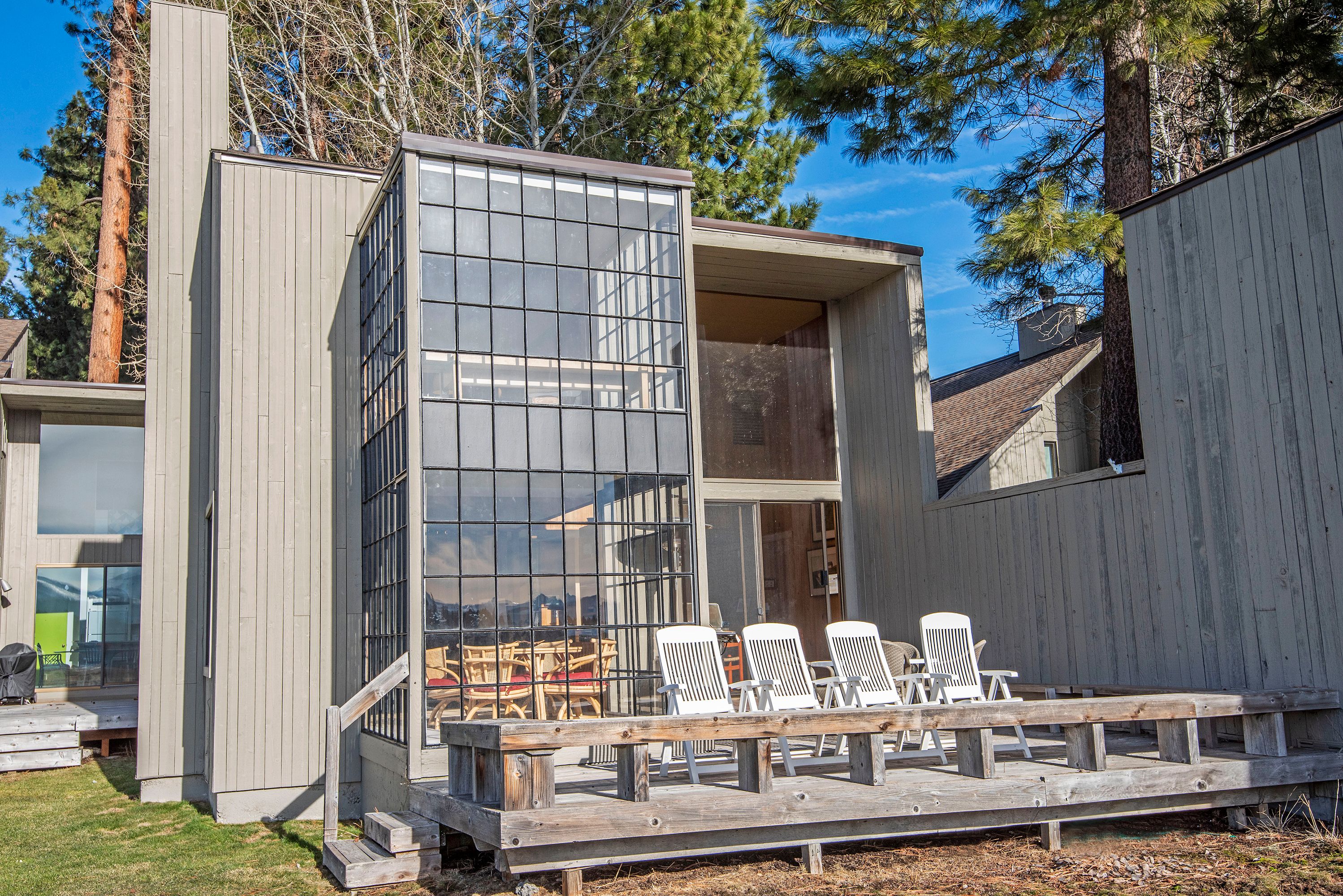 Country House Condo 059 Black Butte Realty Group