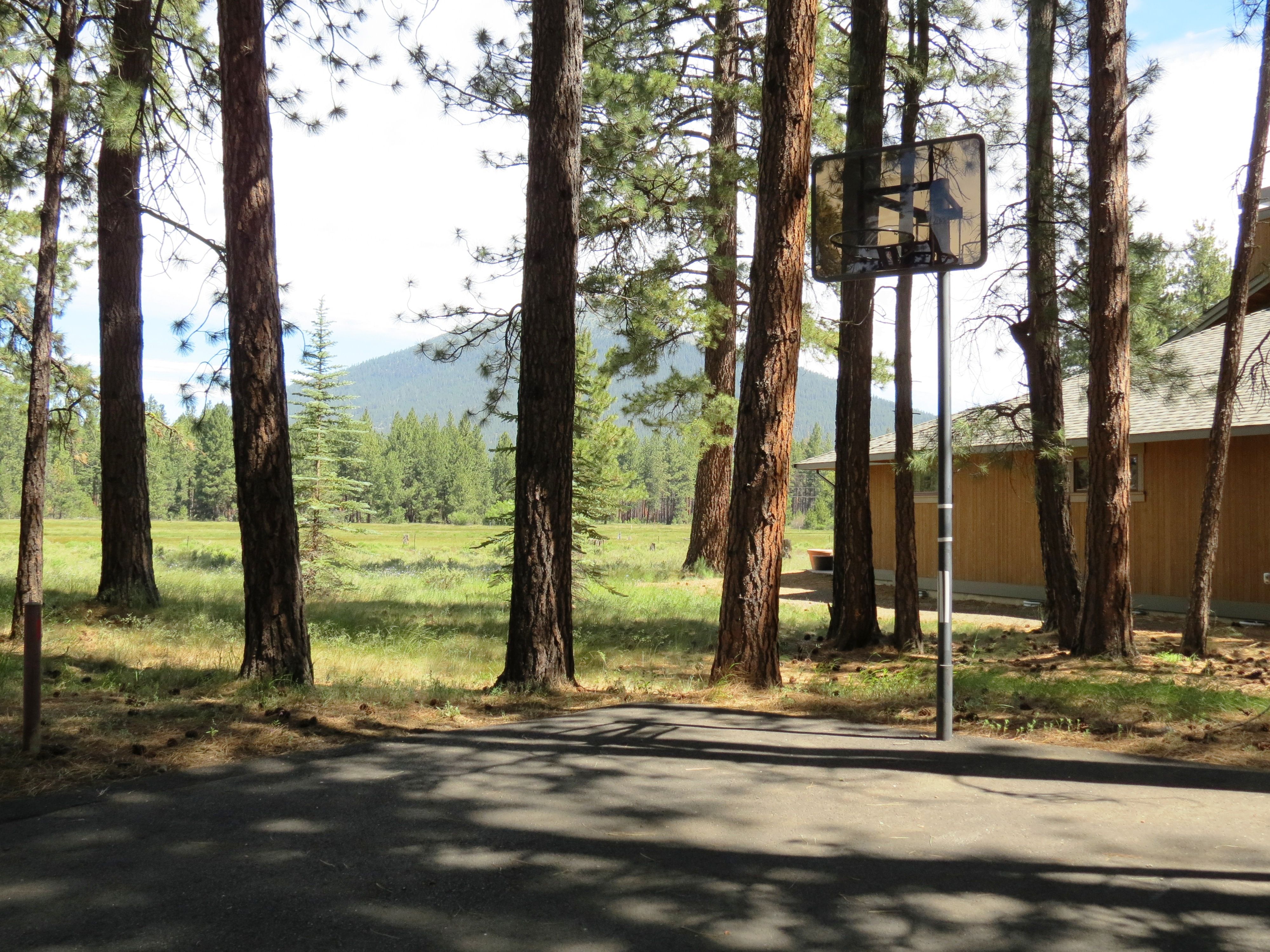 Glaze Meadow 204 Black Butte Realty Group