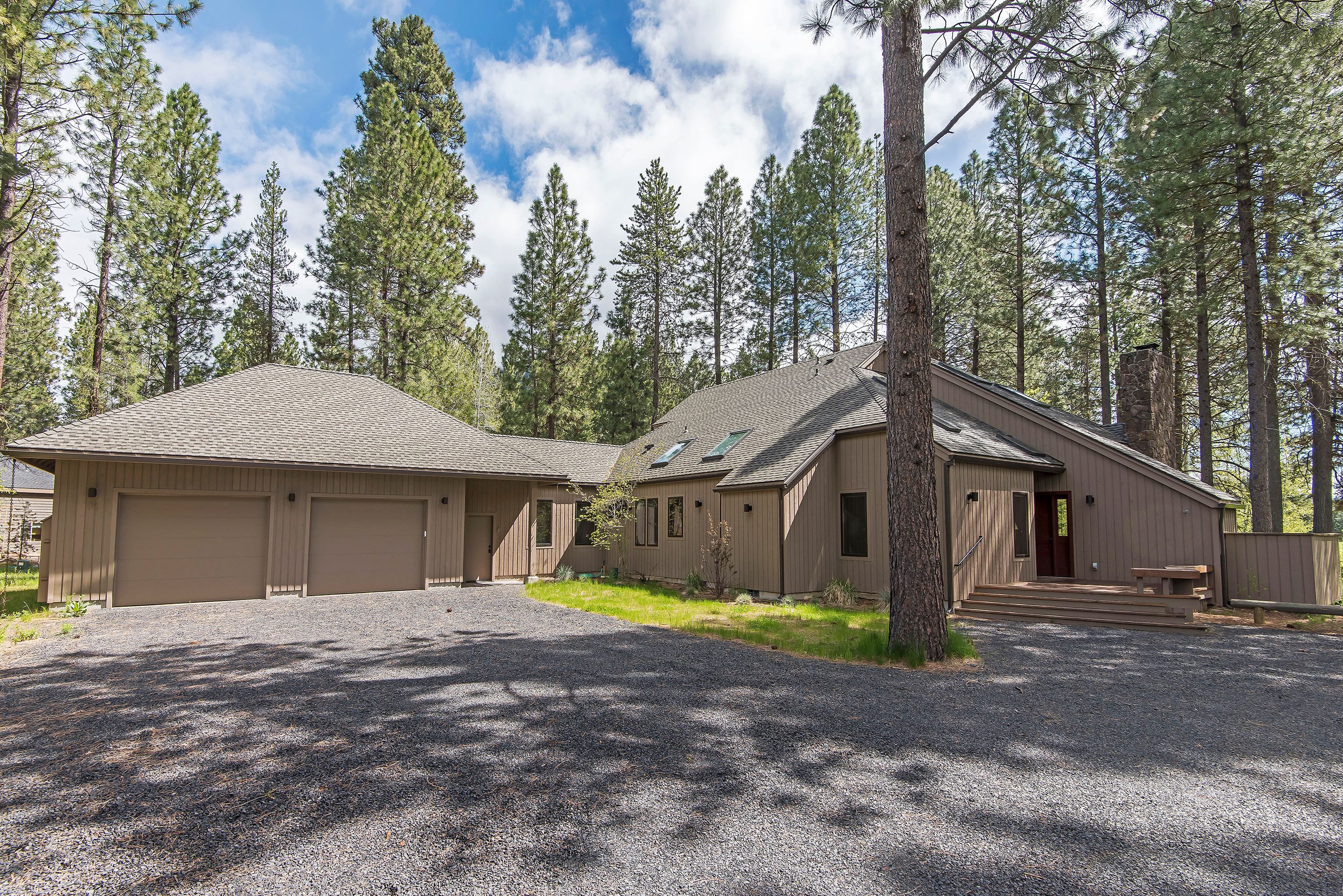 Golf Home 115 Black Butte Realty Group