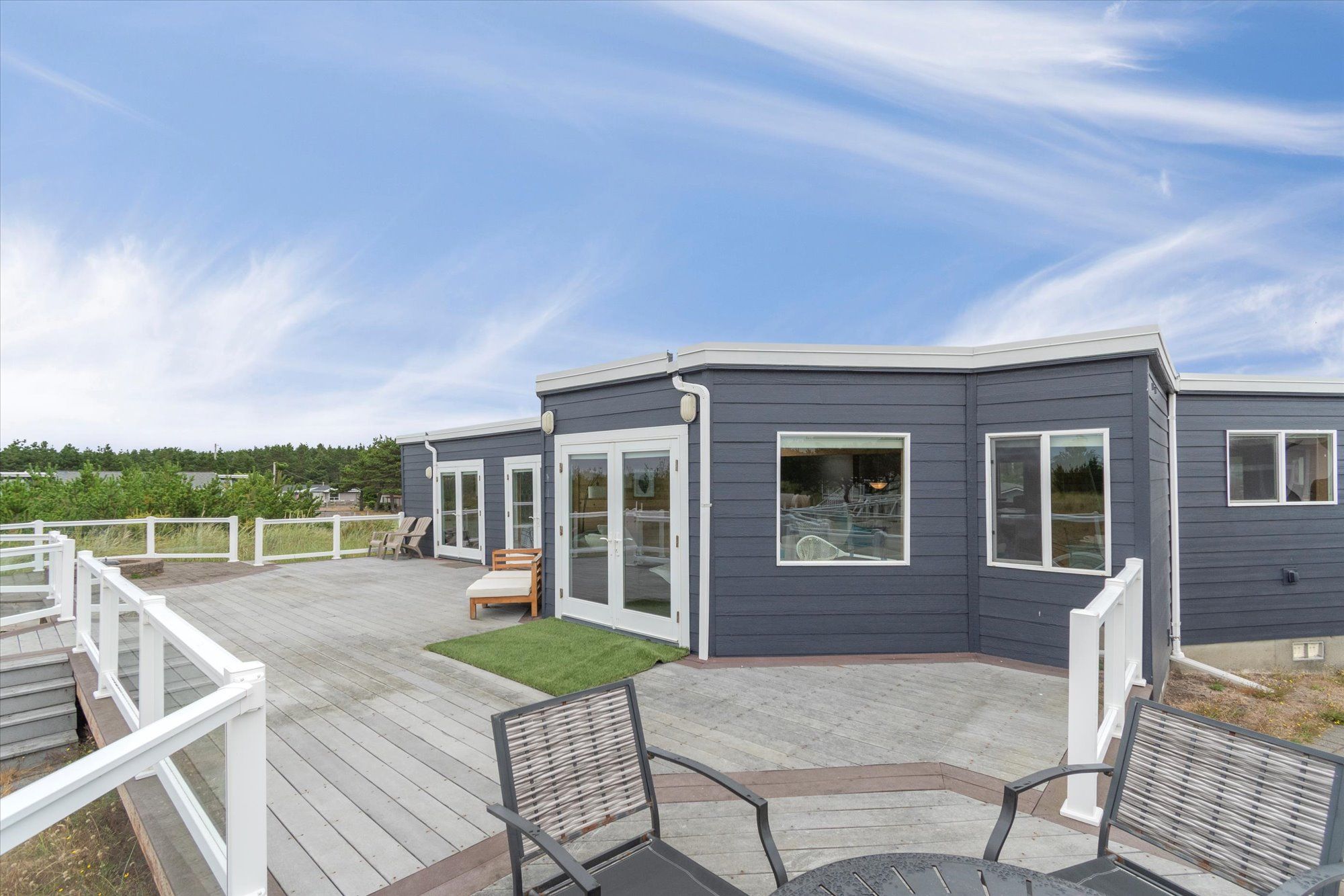 1 Blue Bungalow Bloomer Estates Vacation Rentals