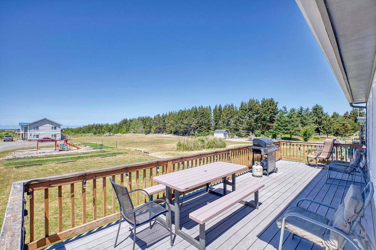 Surfview 1 Bloomer Estates 3Bedroom Vacation Home in Oceanside, WA