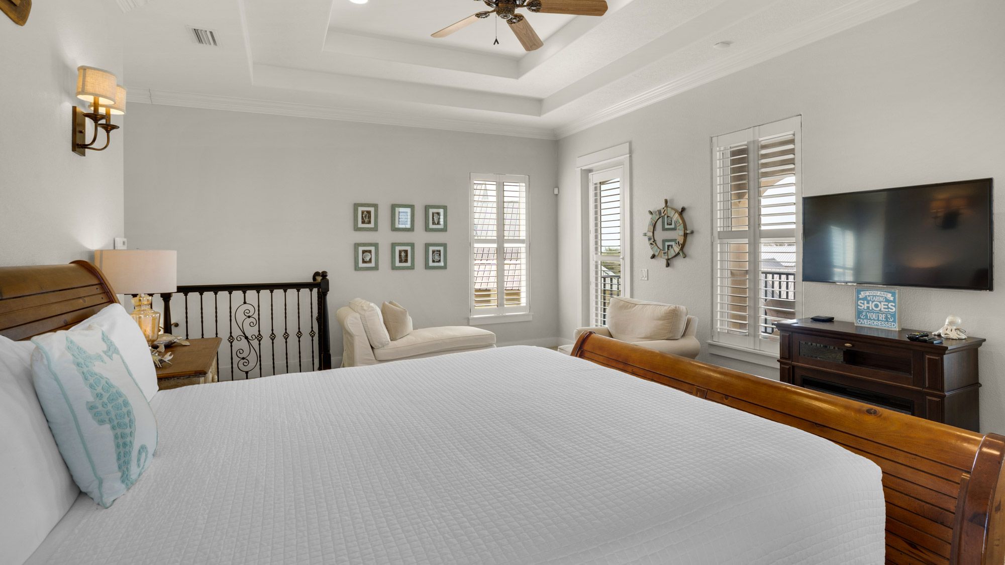 Lazy Days - 3rd Floor Master Bedroom