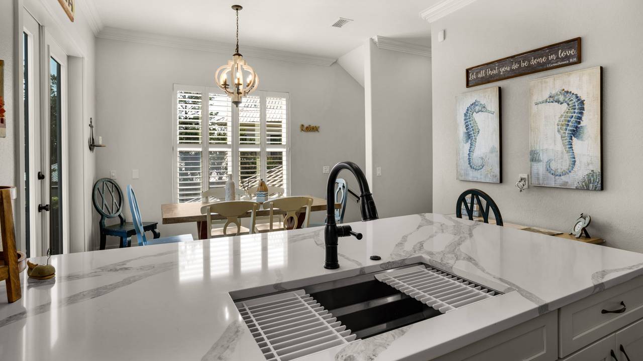 Lazy Days - 2nd Floor Kitchen Lazy Days - 2nd Floor Kitchen