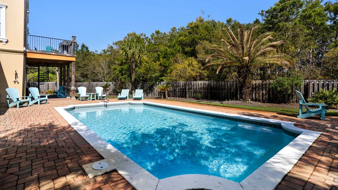 Lazy Days - Backyard Private Pool Lazy Days - Backyard Private Pool