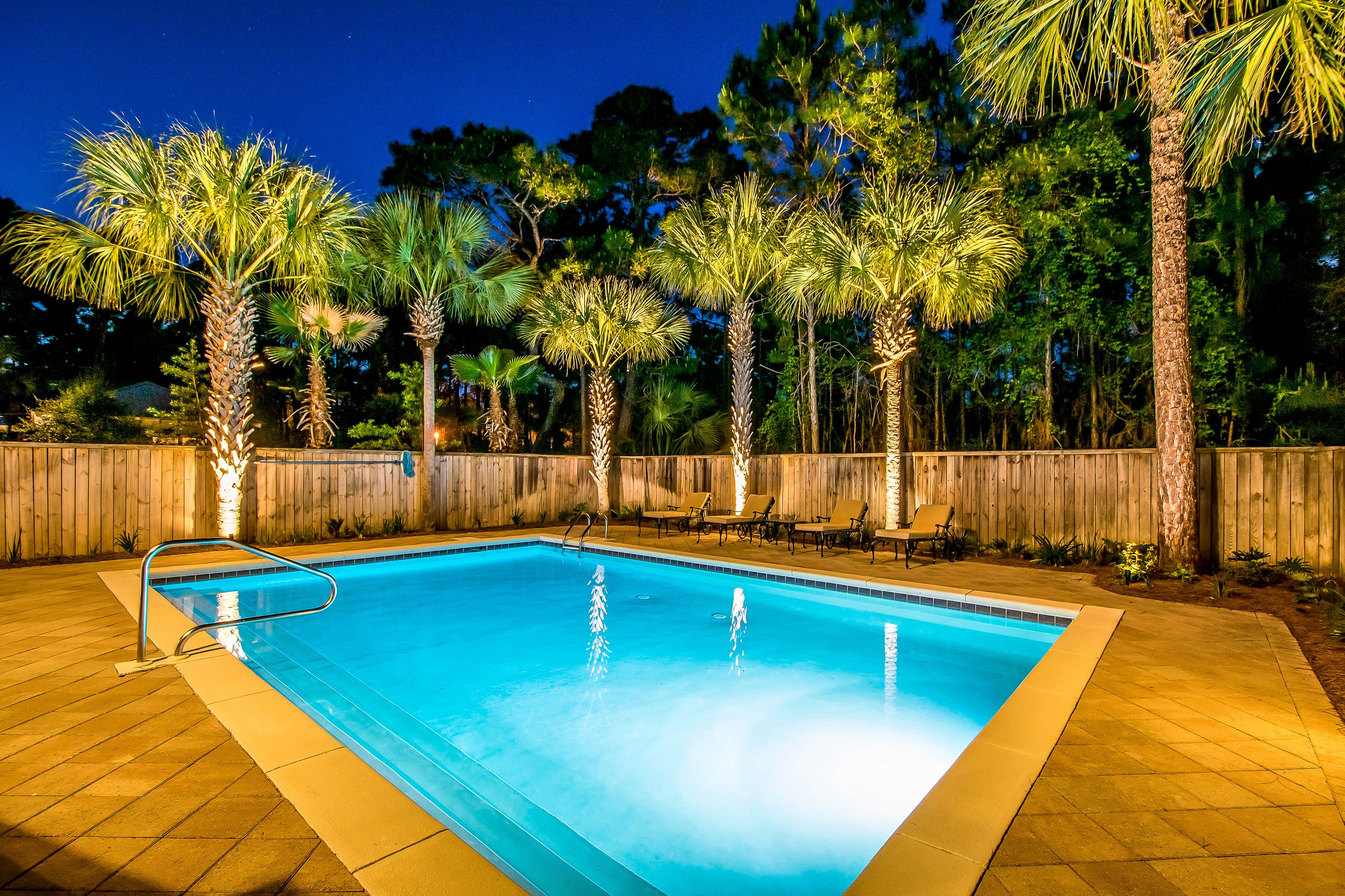 Large Private Pool with Option to be Heated