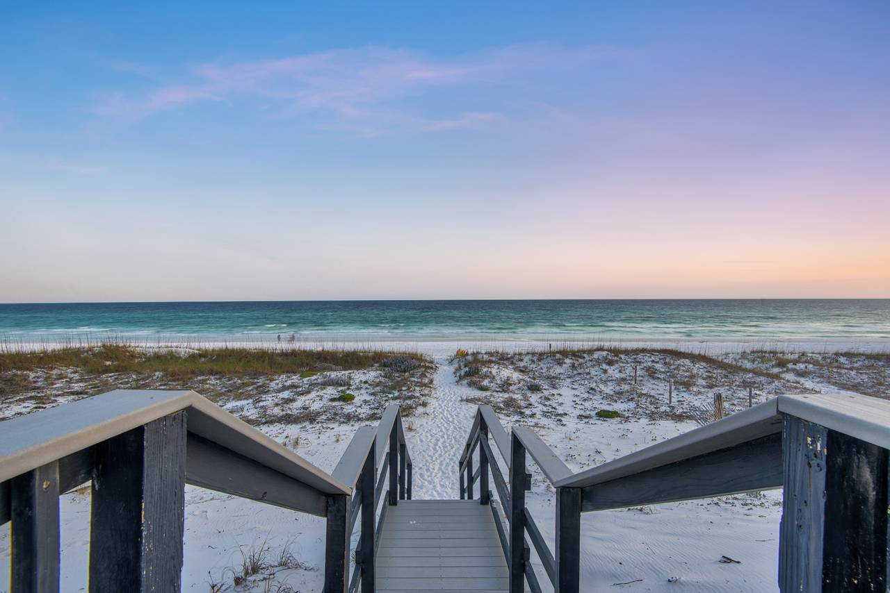 BELLA Beach Area BELLA Beach Area