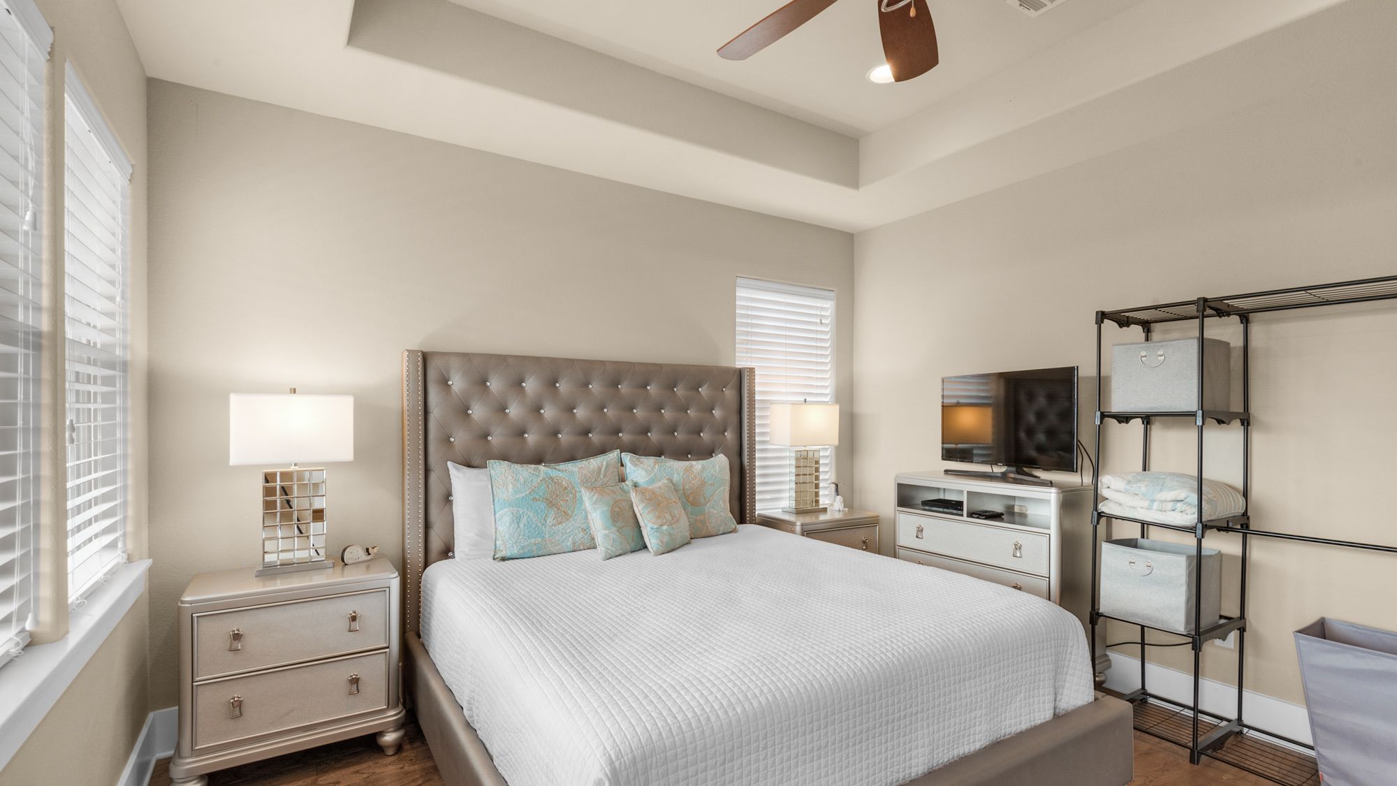 Khalee-sea King Bedroom