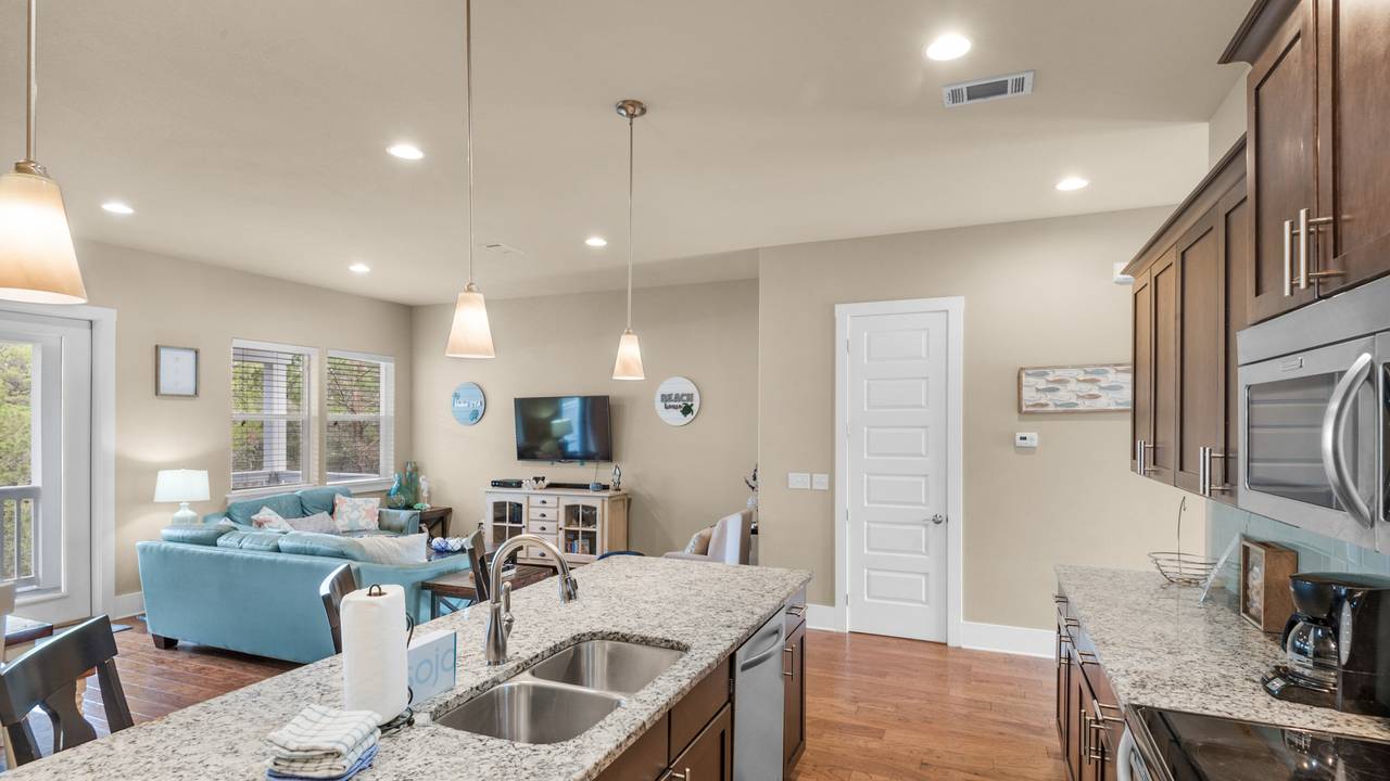 Khalee-sea Main Living Area Khalee-sea Main Living Area