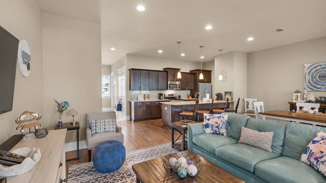 Khalee-sea Main Living Area Khalee-sea Main Living Area