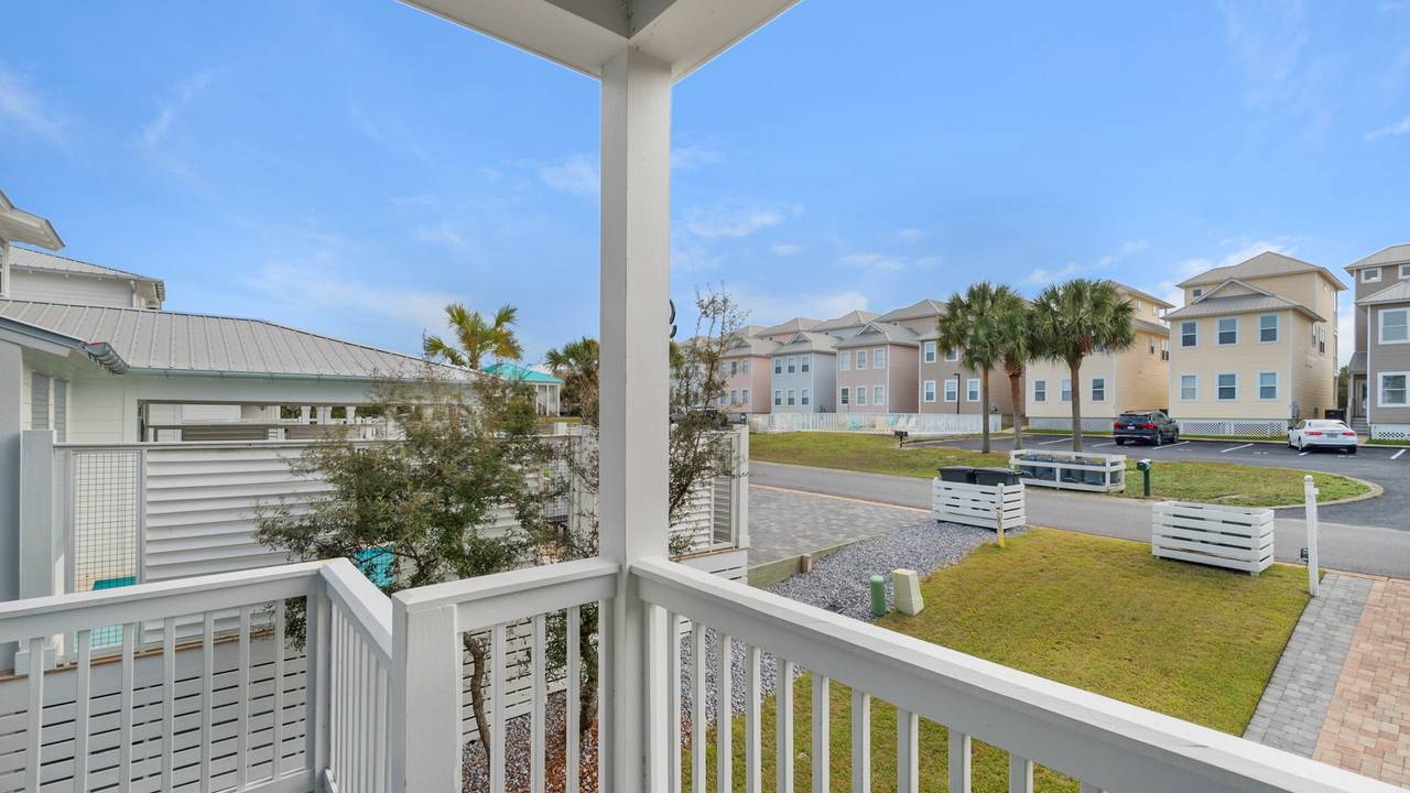 Khalee-sea Front Balcony Khalee-sea Front Balcony