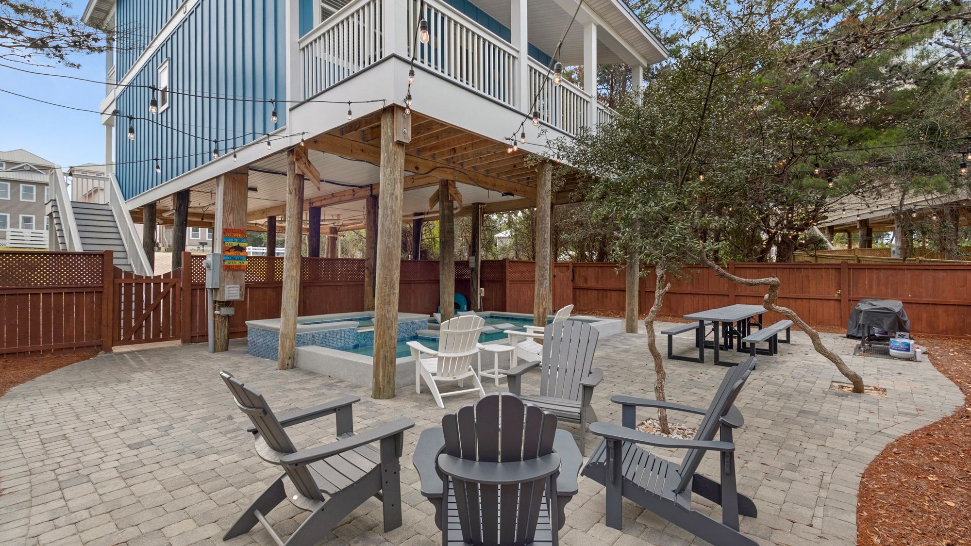 Khalee-sea Pool and Backyard