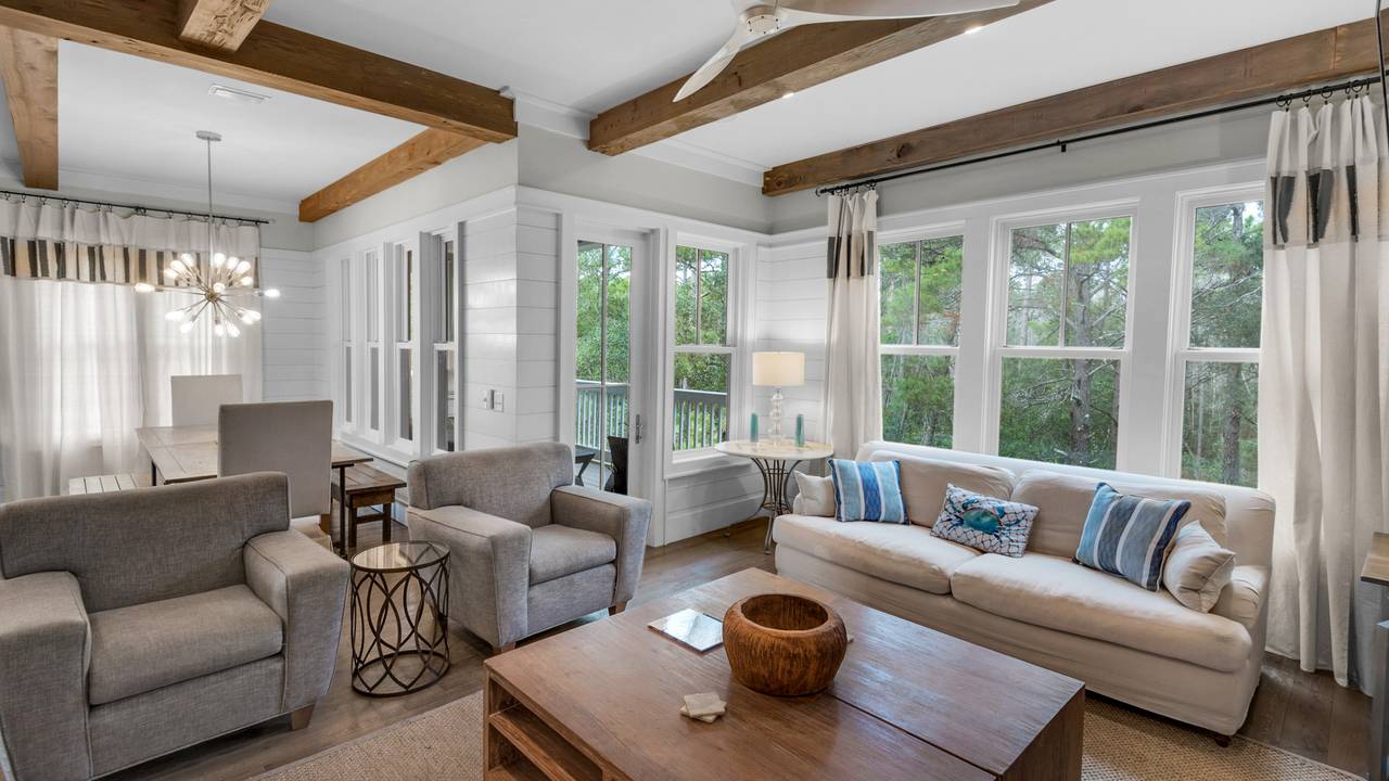 Ocean Park 2nd Floor Main Living Area and Kitchen Ocean Park 2nd Floor Main Living Area and Kitchen