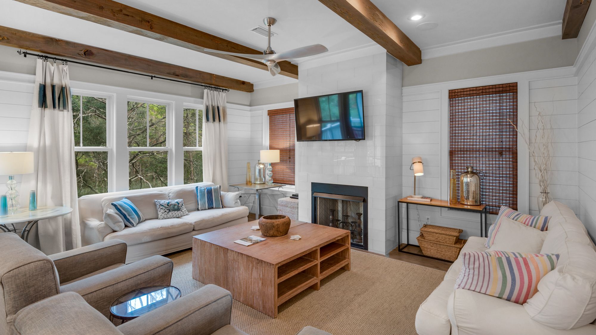 Ocean Park 2nd Floor Main Living Area and Kitchen