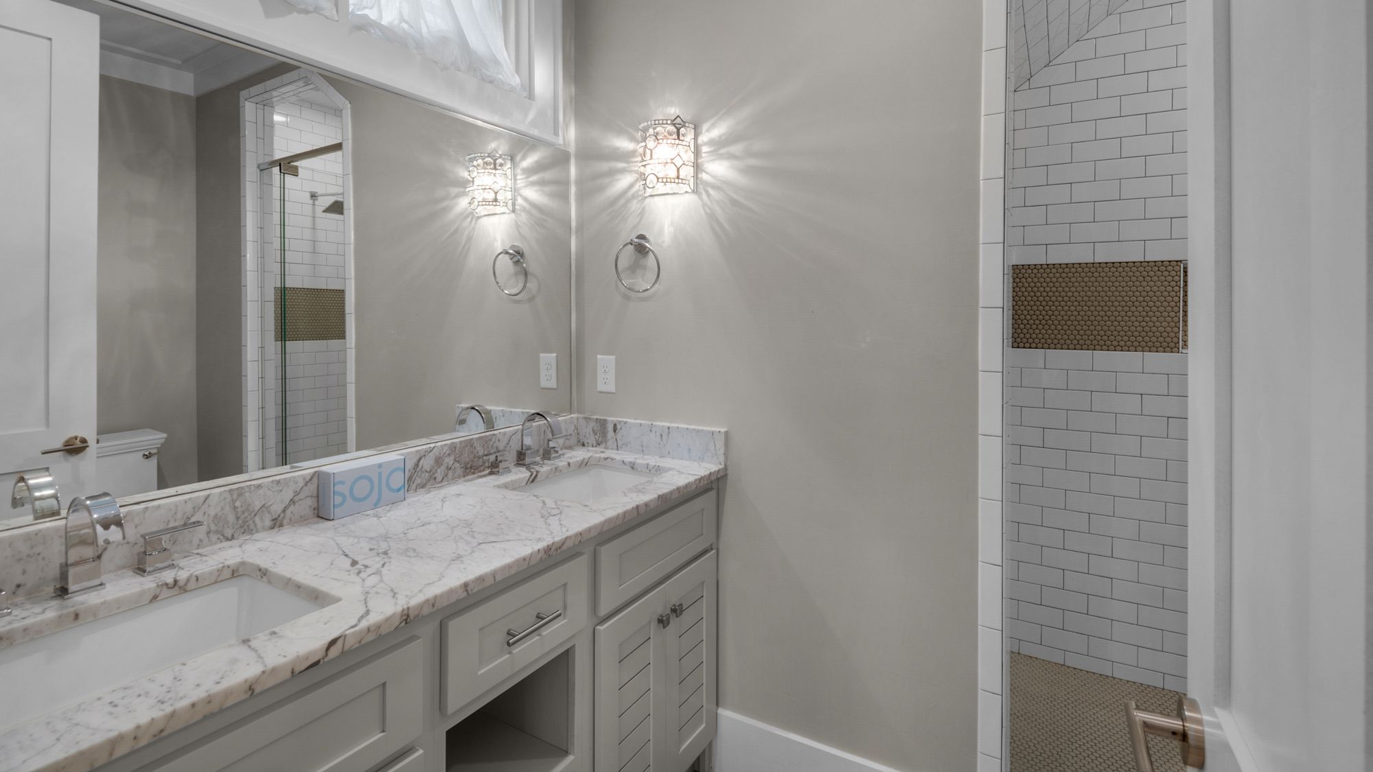 Ocean Park Private Bathroom