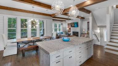 Ocean Park 2nd Floor Main Living Area and Kitchen Ocean Park 2nd Floor Main Living Area and Kitchen